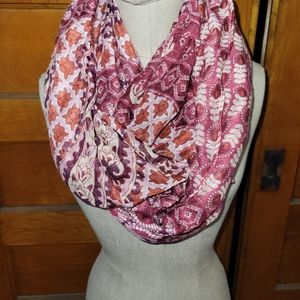 NWOT Infinity Scarf